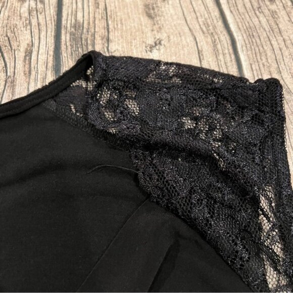 Torrid lace shoulder cowl neckline blouse size 2X - Picture 2 of 10